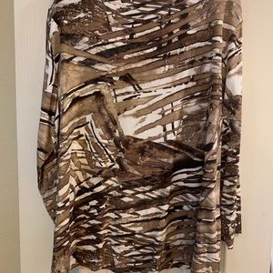 Woman’s size 3 Chico’s multicolor shirt